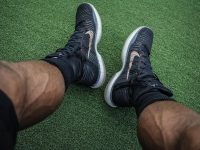 Porți pantofii sport potriviți la sală?