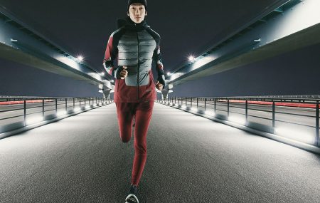 În ultimii 7 ani, Nike și fondatorului brandului de îmbrăcăminte UNDERCOVER, Jun Takahashi, au colaborat pentru a redefini performanța în domeniul echipamentelor de alergare. Ultima colecție NIKELAB GYAKUSOU, lansată cu ocazia vacanței de iarnă, combină perfect inovațiile pentru îmbunătățirea performanțelor sportive specifice Nike și creativitate în materie de design vestimentar a lui Takahashi pentru a […]